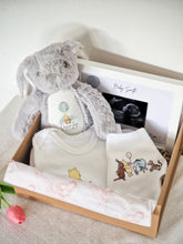 Load image into Gallery viewer, New Baby Winnie the Pooh Pregnancy gift box set