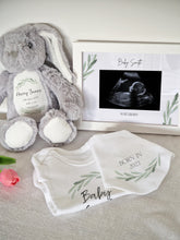 Load image into Gallery viewer, BOTANICAL PREGNANCY NEW BABY Gift Hamper set box