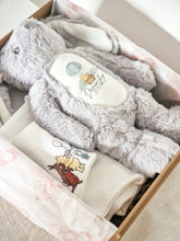 Load image into Gallery viewer, New Baby Winnie the Pooh Pregnancy gift box set
