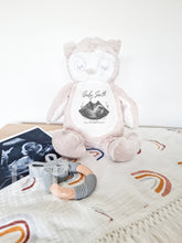 Load image into Gallery viewer, Owl Teddy Baby Scan - Pregnancy Announcement - Baby Gift
