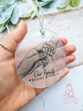 Load image into Gallery viewer, Babys 1st Christmas// Mum and Baby// Personalised Christmas Tree Ornament Bauble
