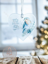Load image into Gallery viewer, Robin Memorial Loved Ones Christmas Ornament Bauble
